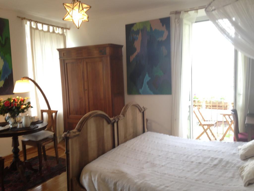 Apartment Bb Lago Nel Pagliaio Taino Exterior photo